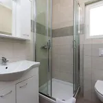 Apartman Iva *