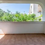 Apartman Iva *