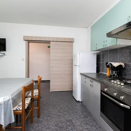 Iva Apartman